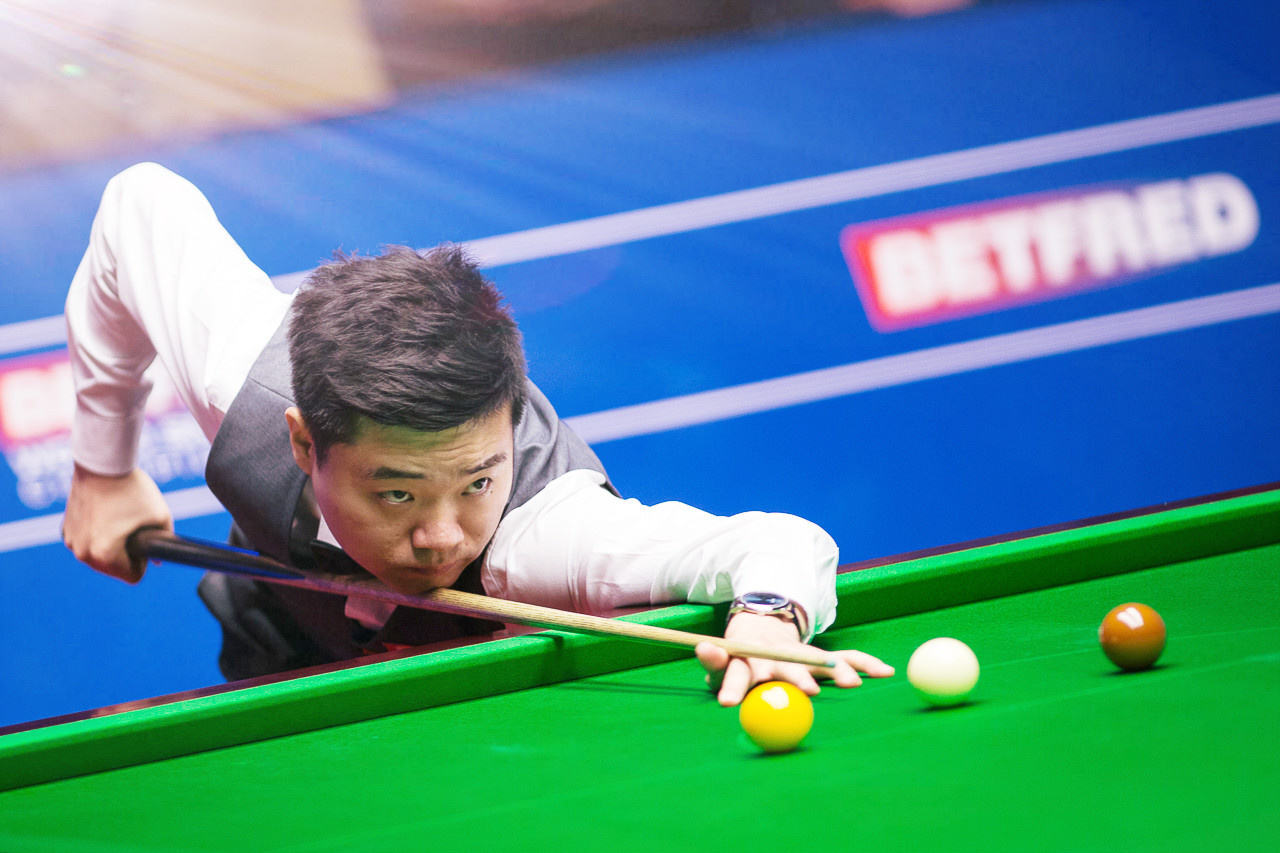 主教练在球 主教练在球