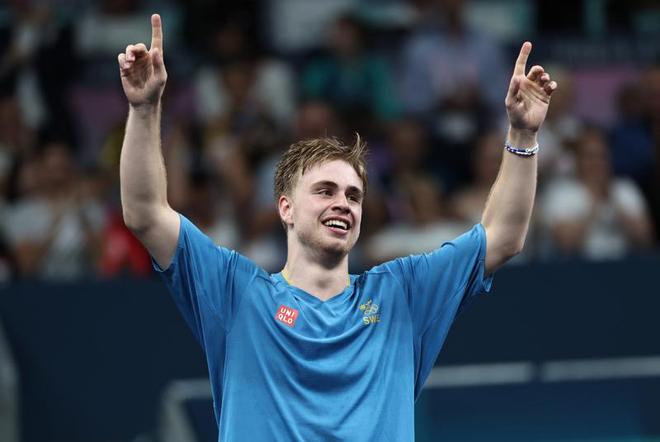 众热烈掌声 众热烈掌声