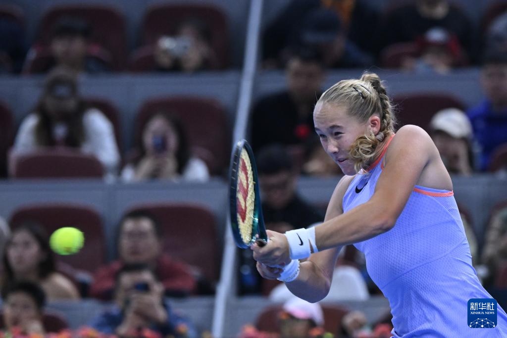 力与动力并 力与动力并