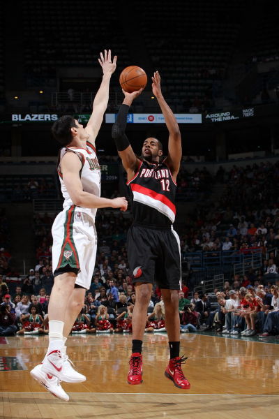 波兰前锋罗 波兰前锋罗